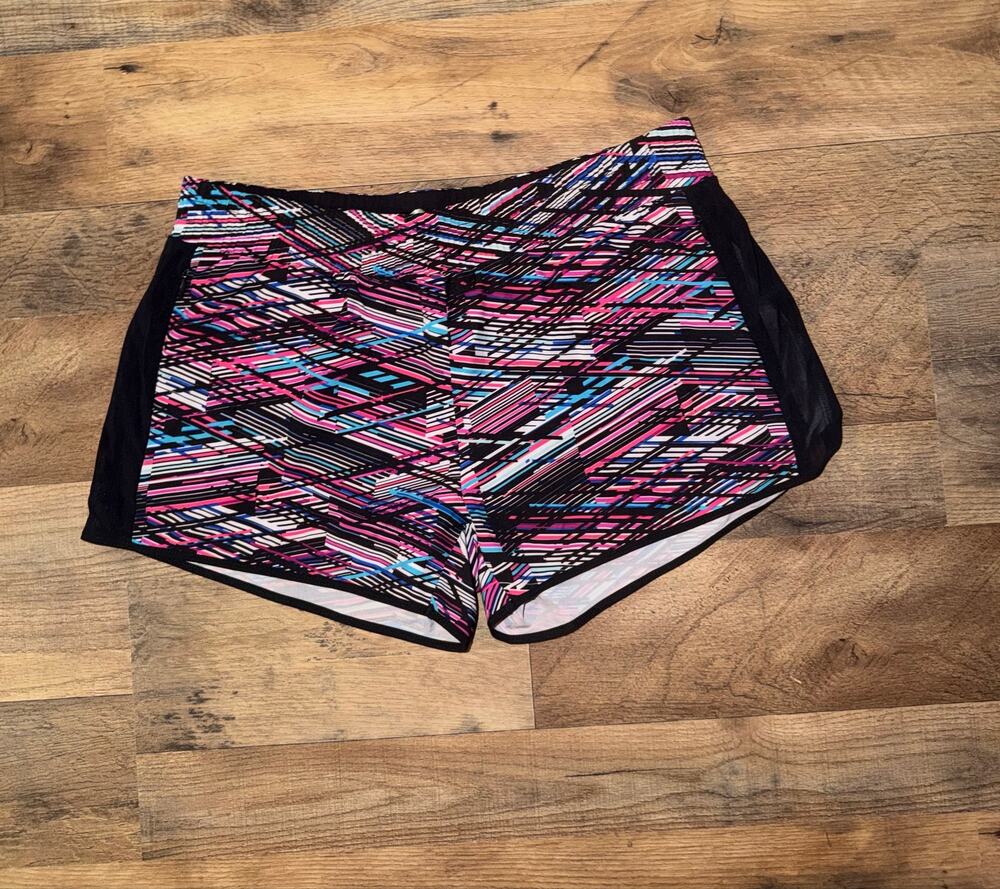 Fabletics women’s multi colored athletic shorts lined shorts